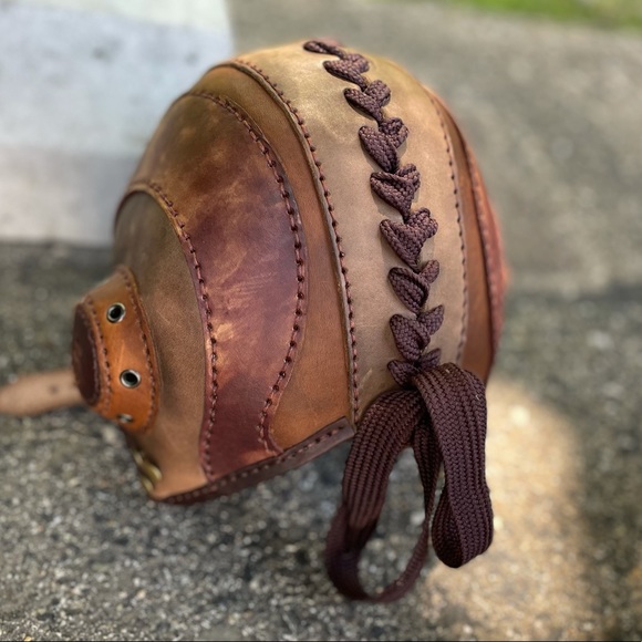 CHRISTMAS SALE. One of a kind, handmade leather aviator helmet. - Picture 5 of 6